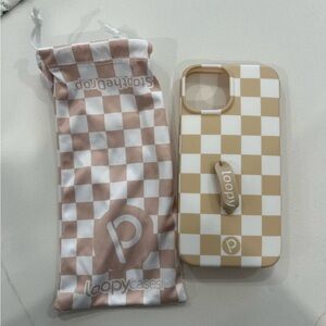 Loopy iPhone 13/14 Checkered Beige & White Case